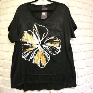 NT By Amati Made In Italy Black Short Sleeve Top Gold Floral Design